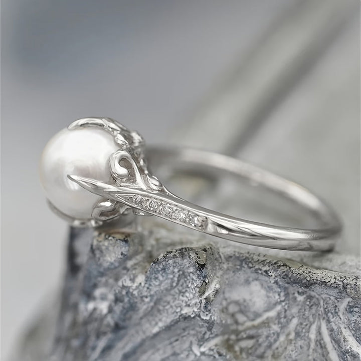 CRYSTELLA | DELICATE PEARL & CRYSTAL RING