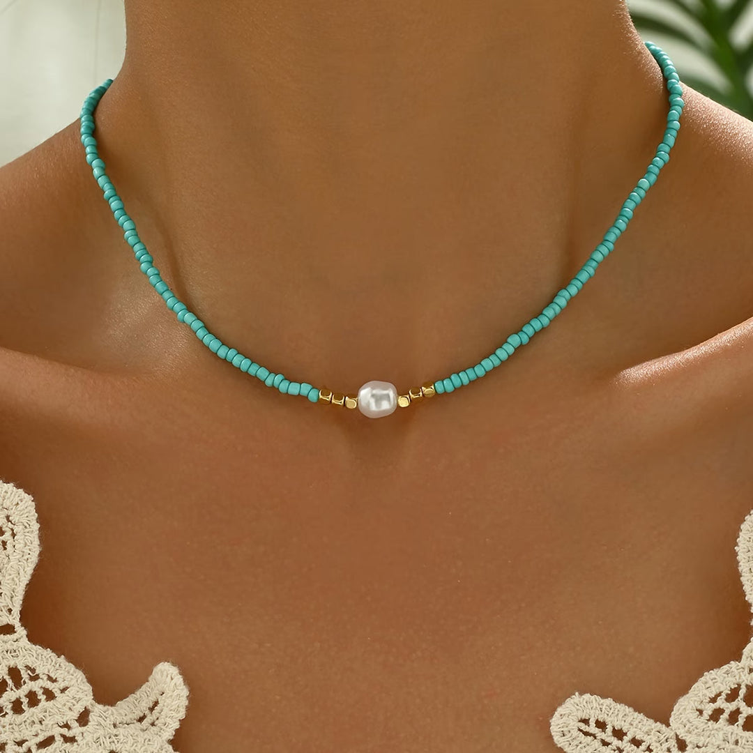 AZURINE | MINIMAL TURQUOISE AND PEARL NECKLACE