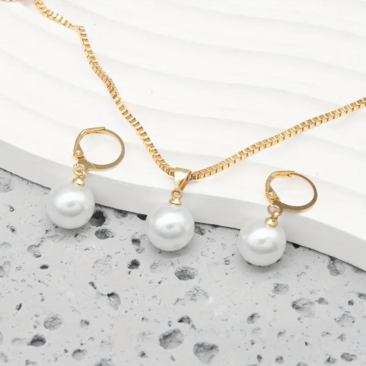GRACELYN | ELEGANT GRACEFUL PEARL NECKLACE SET